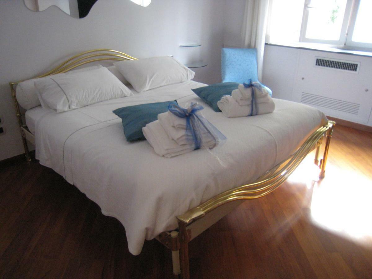 Dimora Tafuri Bed & Breakfast Salerno Luaran gambar